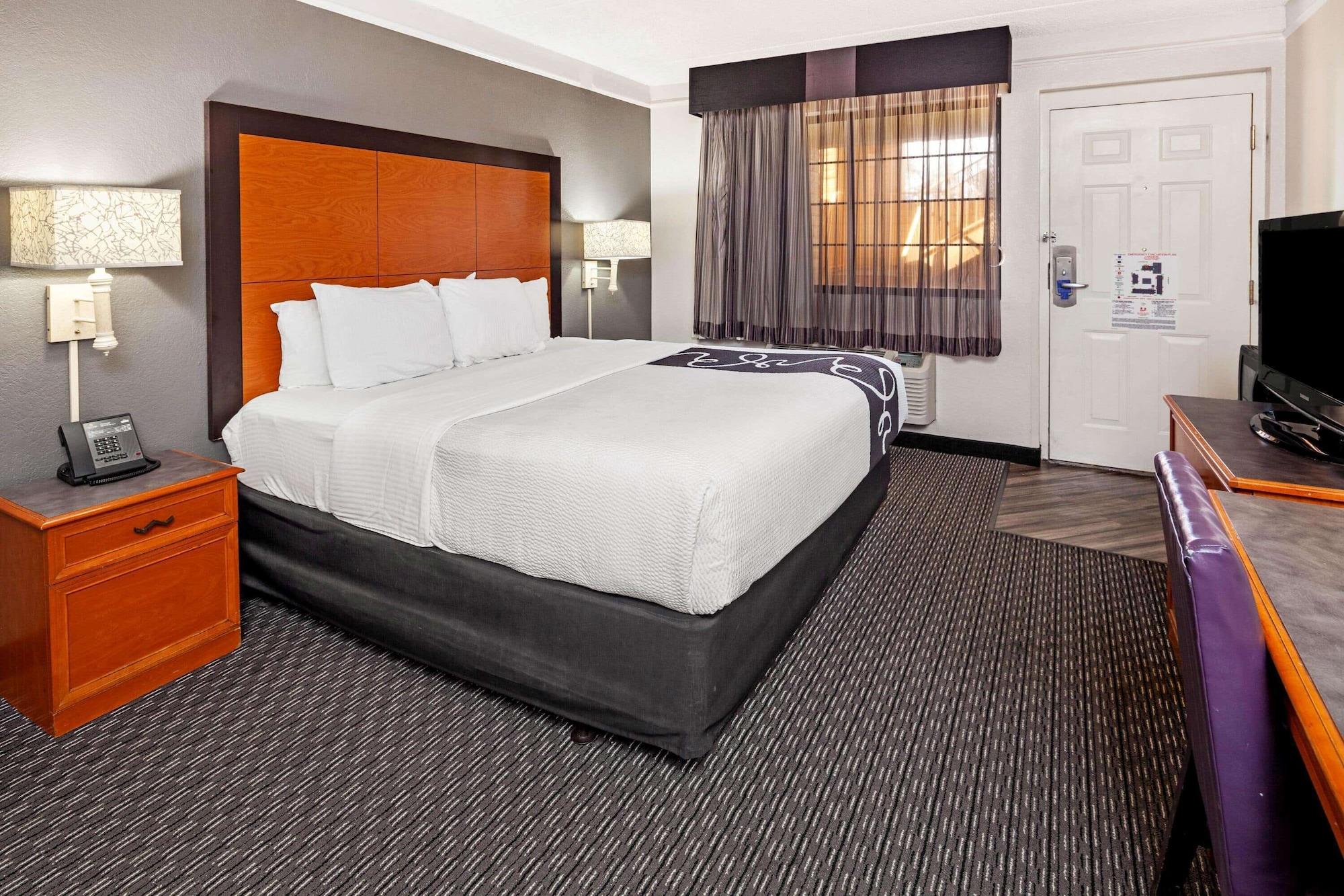 La Quinta Inn By Wyndham Ventura Extérieur photo