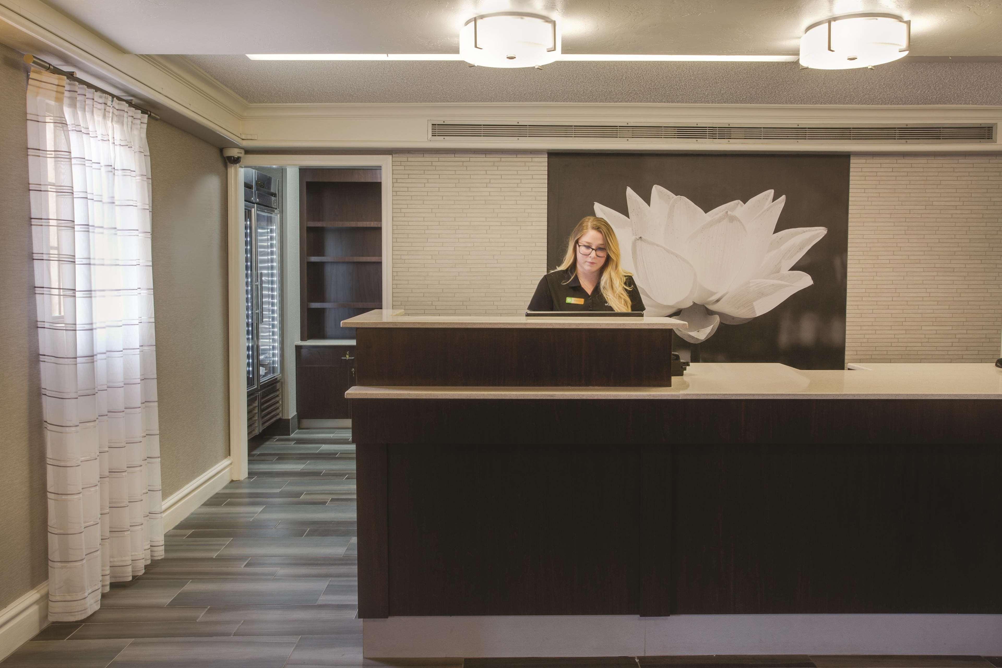 La Quinta Inn By Wyndham Ventura Extérieur photo