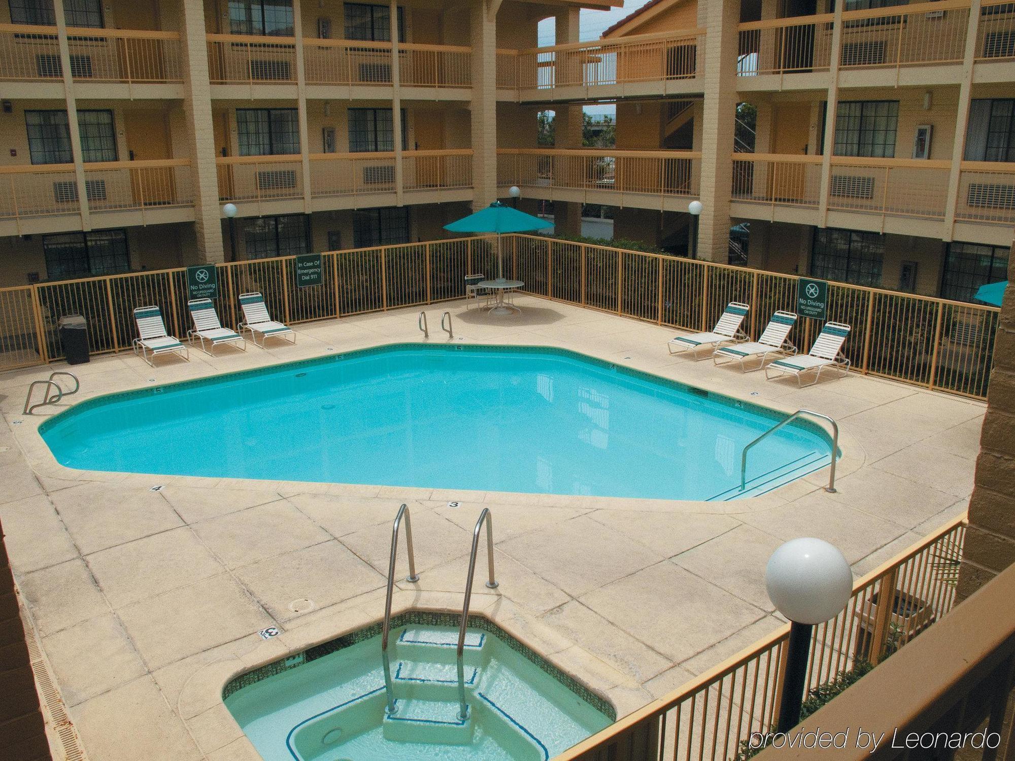 La Quinta Inn By Wyndham Ventura Extérieur photo